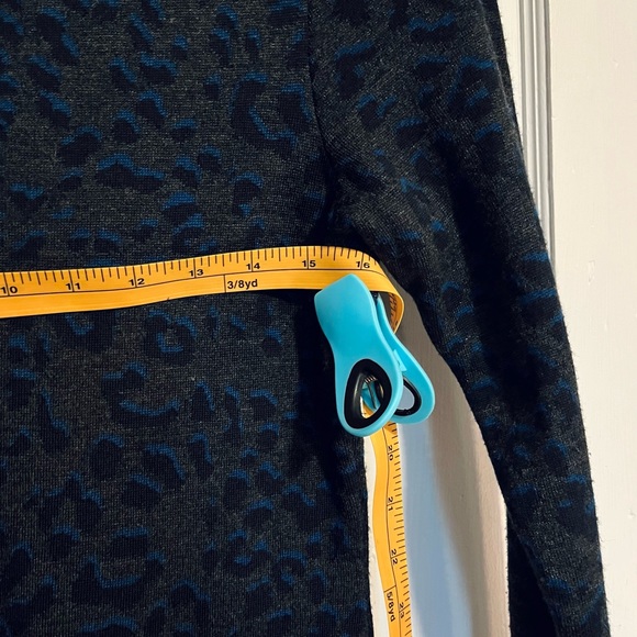 Loft sweater dress - Picture 6 of 6